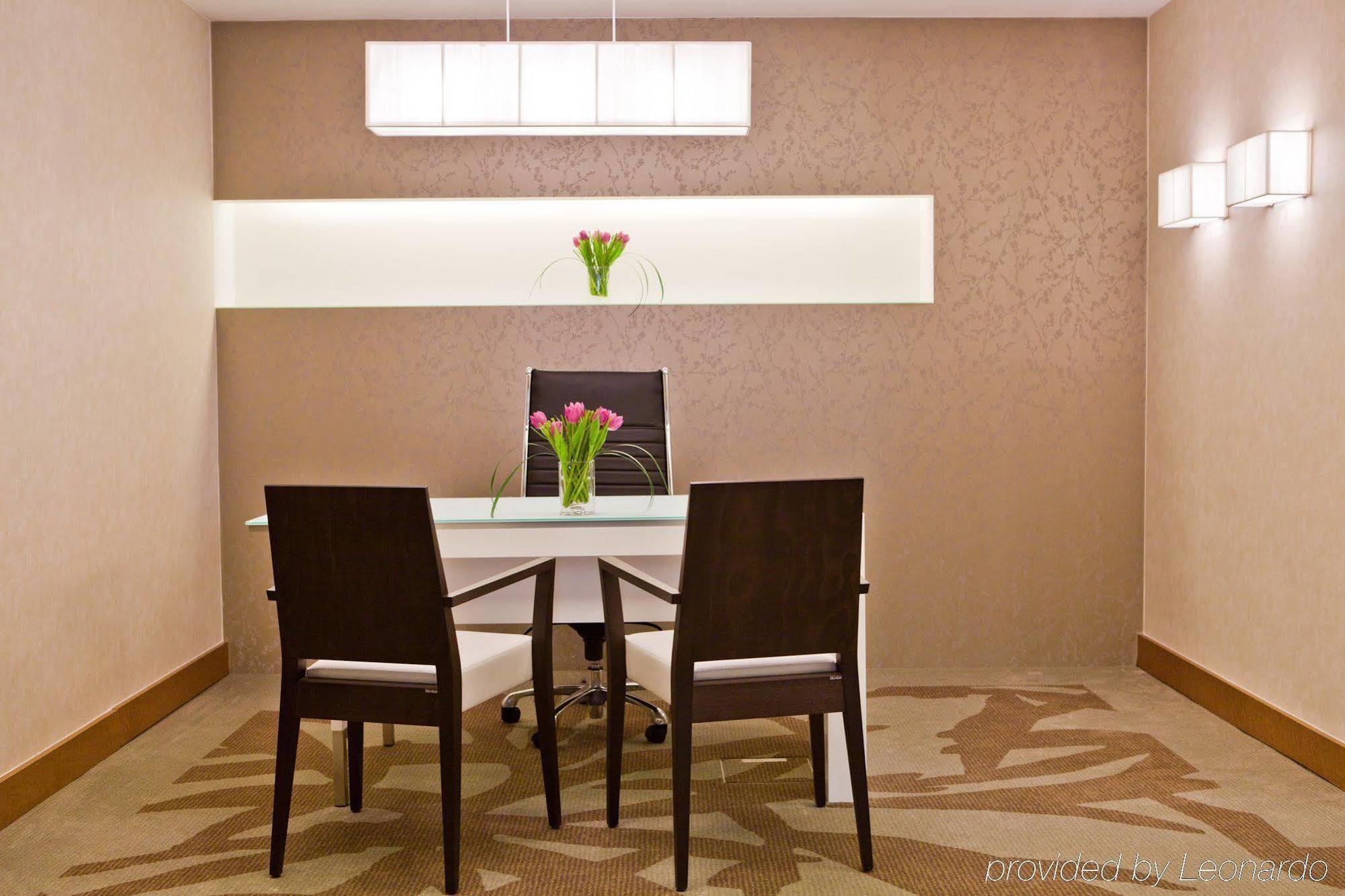 Fairmont Golden 5* Praha