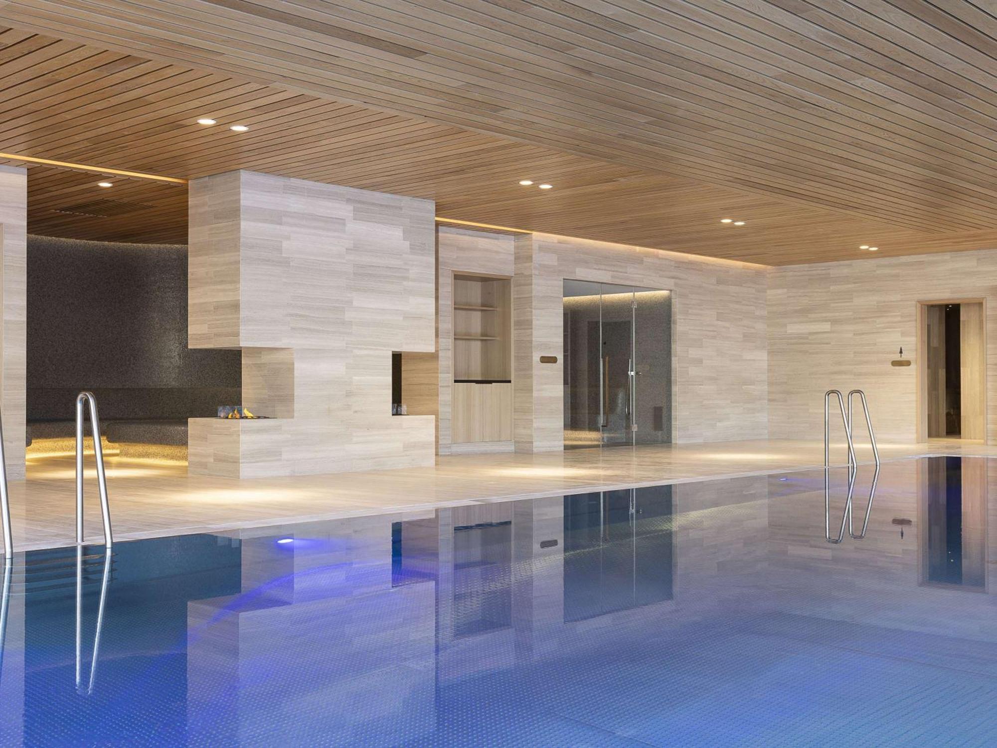 Fairmont Golden 5* Praha